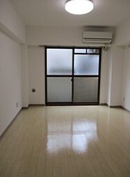 ドミール横井 1階ワンルームのリビング/ダイニング