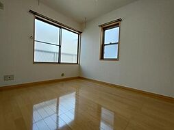 Ｈｆｏｒｅｓｔ1 2階1Kのリビング/ダイニング