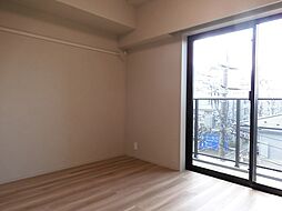 レアライズ新丸子II 2階1Kのリビング/ダイニング