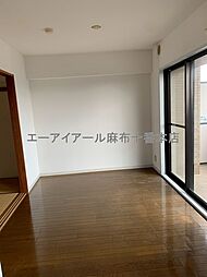 東武伊勢崎線 梅島駅 徒歩14分の賃貸マンション 8階2SLDKのリビング/ダイニング