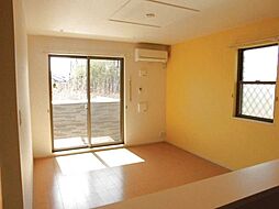 ベル・アルカンシェル 101 1階1LDKのリビング/ダイニング