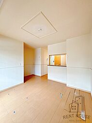 ホワイトハウスIII 1階2LDKのリビング/ダイニング