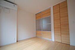 レインボー皿沼 3階1DKのリビング/ダイニング