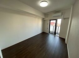 プレール・ドゥーク西新井II 5階1Kのリビング/ダイニング