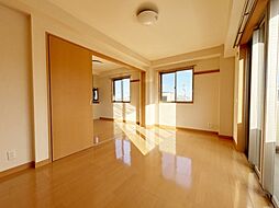 ラクス本八幡 3階2DKのリビング/ダイニング