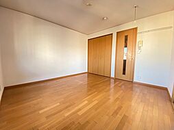 Ｋ−クロッシング 203 2階1Kのリビング/ダイニング