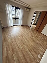 パドマレジデンス 2階2LDKのリビング/ダイニング