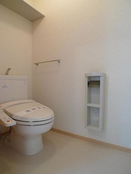 画像11:【トイレ】快適な洗浄機能付き便座です♪　