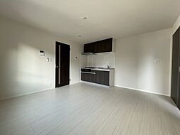 グランドール西片倉 205 2階1LDKのリビング/ダイニング