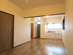 JR相模線 上溝駅 徒歩14分の賃貸アパート 2階1LDKのリビング/ダイニング