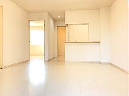 トゥ ヴェール 1階1LDKのリビング/ダイニング