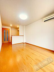 ぺシュール西小二里 1階1LDKのリビング/ダイニング