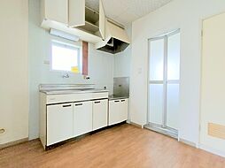 コーポ・シャルム 1階2DKのリビング/ダイニング