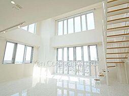 ユニーブル杉並高円寺 11階2SLDKのリビング/ダイニング