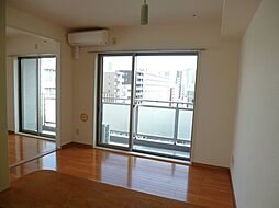 ヴィルラフィーネ東新宿 1102 11階2LDKのリビング/ダイニング