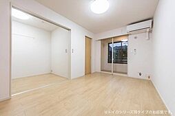 アルドーレ 1階1LDKのリビング/ダイニング