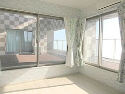 ユリカロゼ篠崎駅前 13階2LDKのリビング/ダイニング