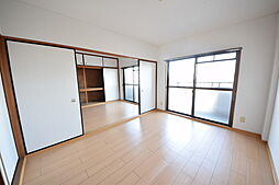 メルセラージュ 3階3DKのリビング/ダイニング