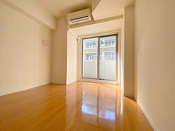 ドゥーエ浦安II 2階1Kのリビング/ダイニング