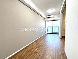 コンフォリア・リヴ北新宿 7階1LDKのリビング/ダイニング