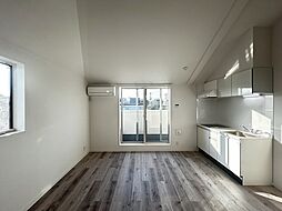 Aurora F 2階1SLDKのリビング/ダイニング