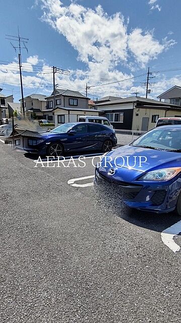 7 / 23