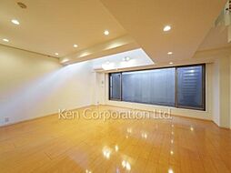 フレンシア外苑西 1階1SLDKのリビング/ダイニング