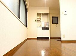 プリムヴェールUNO 2階ワンルームのリビング/ダイニング