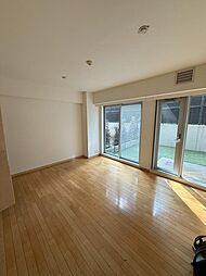 クレッセント二子玉川アッサンブラージュ 1階1LDKのリビング/ダイニング