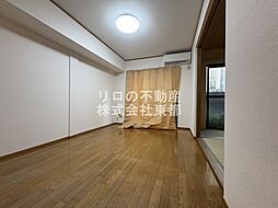 ヴィラドマーニ一橋学園 102 1階2LDKのリビング/ダイニング