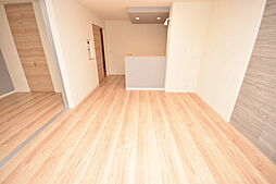 レジェンド太秦 1階1SLDKのリビング/ダイニング