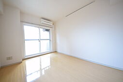 アドバンス相模原 7階1Kのリビング/ダイニング