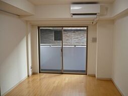 Ｃｏｕｒｔ Ｏｒｉｅｌ 2階1Kのリビング/ダイニング