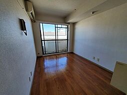 ジョイフル西荻窪 4階ワンルームのリビング/ダイニング