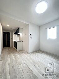 南海線 泉大津駅 徒歩7分の賃貸アパート 3階1LDKのリビング/ダイニング