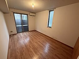 GREEN　WOOD 101 1階1Kのリビング/ダイニング