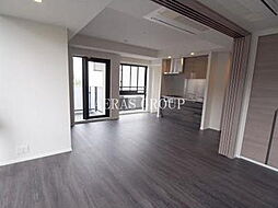 パークアクシスプレミア表参道 303 1階1LDKのリビング/ダイニング