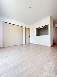 オールウェイズ 1階2LDKのリビング/ダイニング