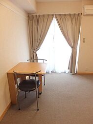 レオパレスラピス 4階1Kのリビング/ダイニング