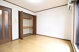 ドミトリーTAKEIII 102 1階1Kのリビング/ダイニング