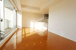 プライムアーバン目黒大橋ヒルズ 8階1LDKのリビング/ダイニング