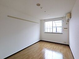 レジデンス紺碧 102 1階1Kのリビング/ダイニング