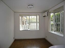 B・L・Tsix 1階ワンルームのリビング/ダイニング