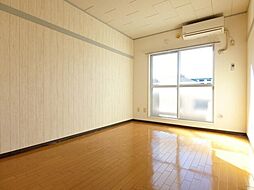 グリーンハイツ唐木田 3階ワンルームのリビング/ダイニング