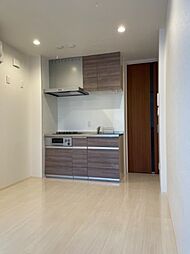 Lupinus Court SUMIYOSHI 4階1DKのリビング/ダイニング