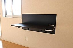 オベルジーヌ B 2階1LDKのリビング/ダイニング