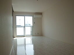 エルミタージュアン 2階1LDKのリビング/ダイニング