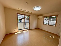 トレジャー 1階1LDKのリビング/ダイニング