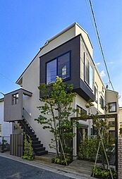 チトカラアパートメント