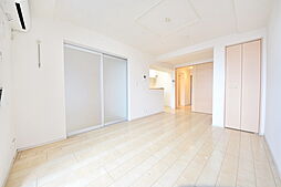 フレスコエイ 301 3階1LDKのリビング/ダイニング